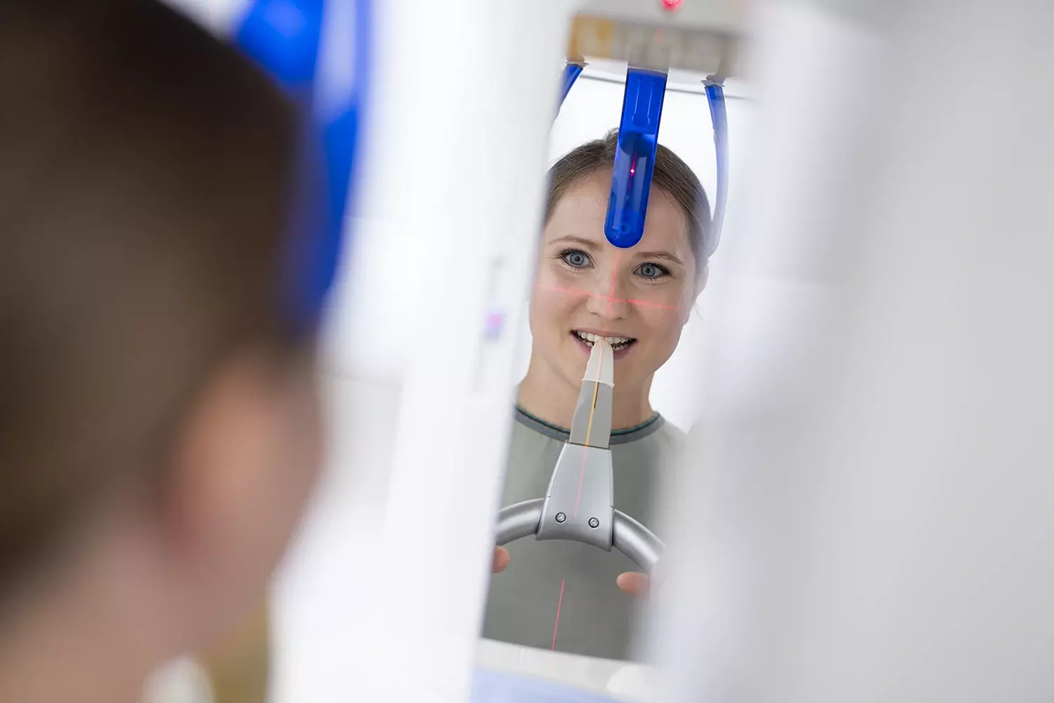 Dreidimensionale Röntgentechnik mittels digitalem Volumentomogramm (DVT) in unserer Zahnarztpraxis in Vohenstrauß