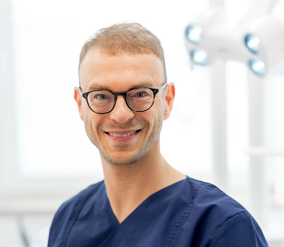 Zahnarzt Dr. Klemens Mark, M.Sc. 